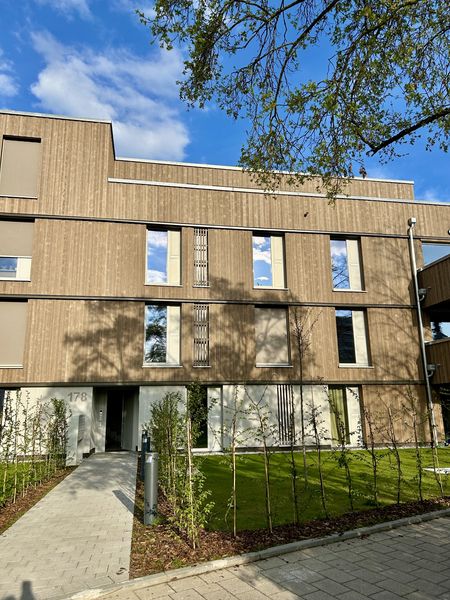 Großzügige 3-Zimmer-Wohnung mit 2 Bädern und großem Garten